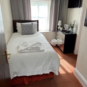 Single Room Shower